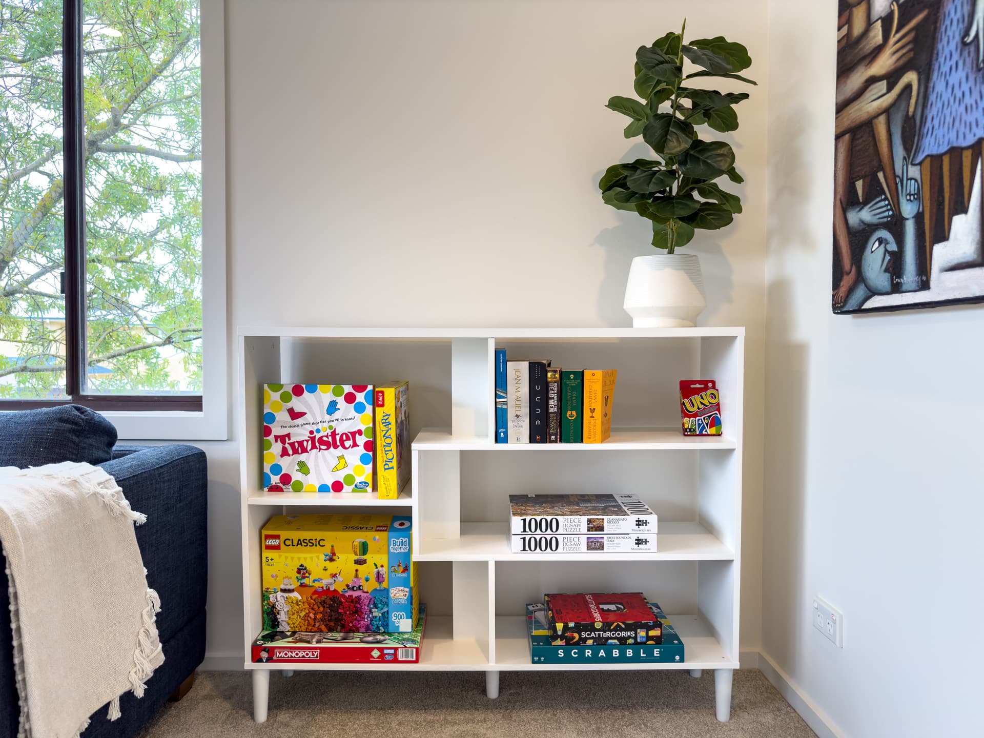 Upstairs rumpus room at Big Isle Retreat
