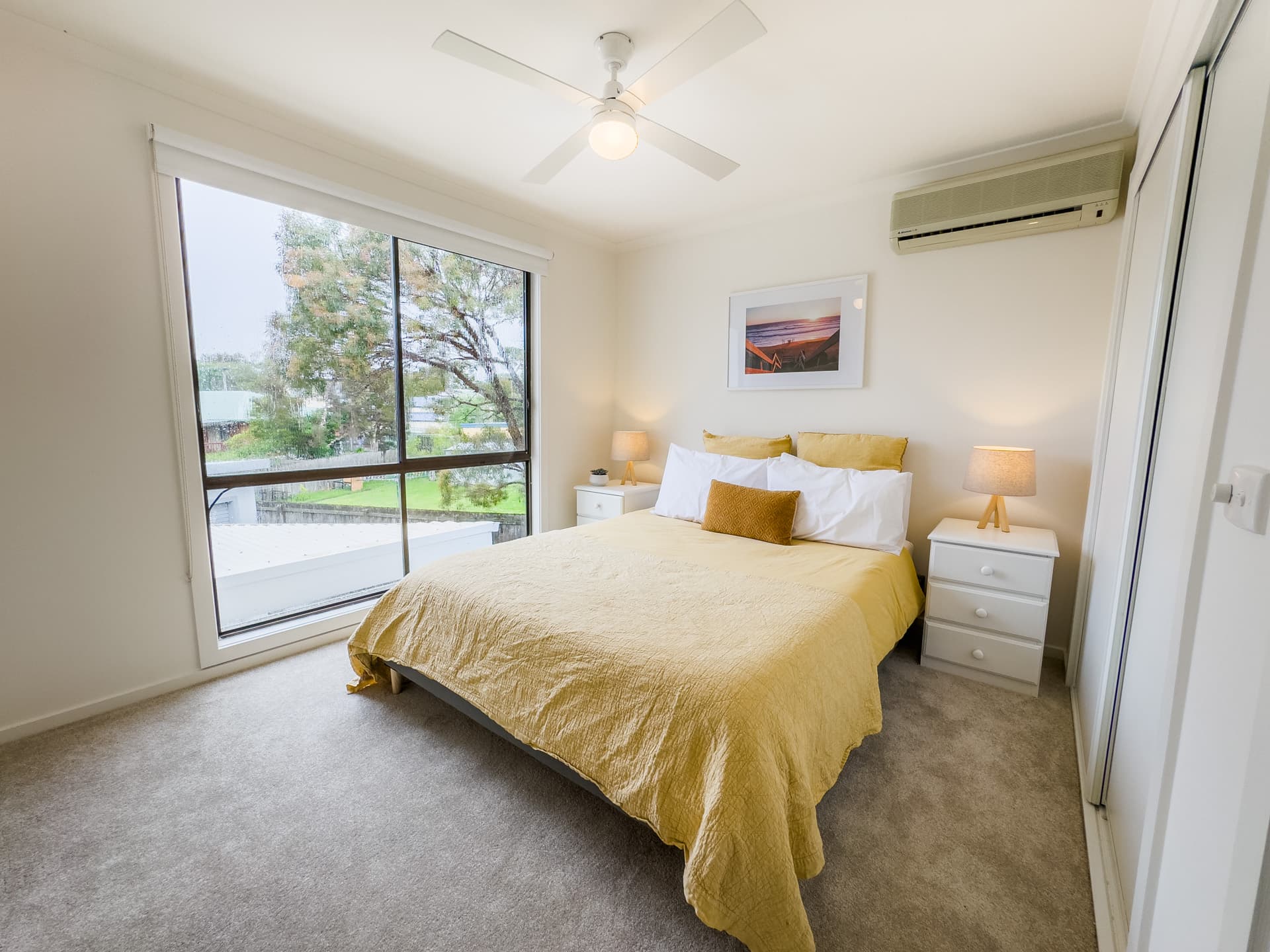 Queen bedroom one at Big Isle Retreat
